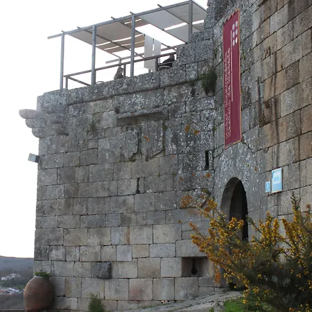 Monumento Castelo De 3*