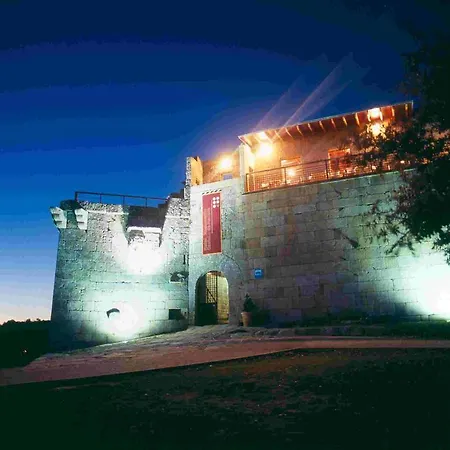 Hotel Monumento Castelo De 3*
