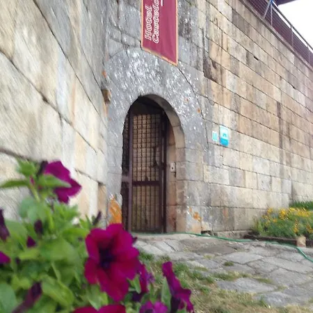 Hotel Monumento Castelo De 3*