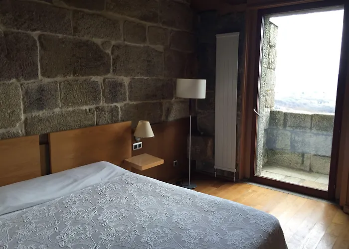 Hotel Monumento Castelo De 3*