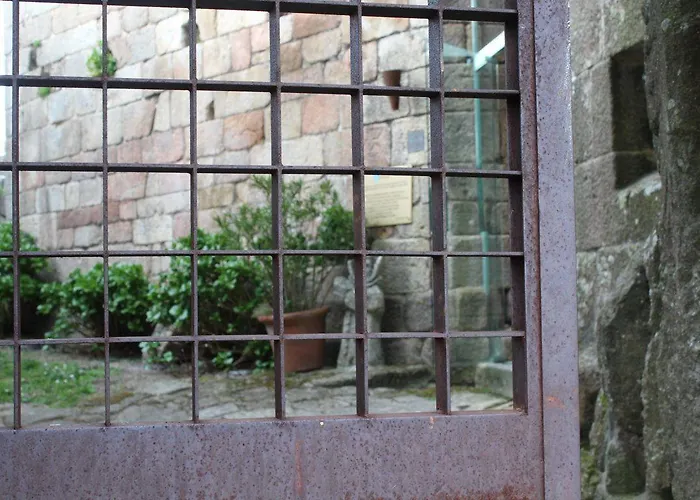 Monumento Castelo De Hotel 3*