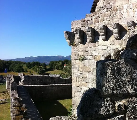 Hotel Monumento Castelo De 3*