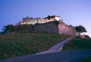 Monumento Castelo De 3*